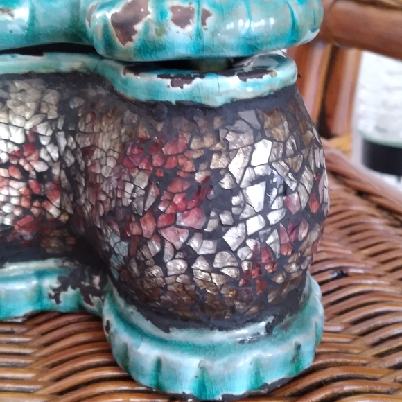 Decorative paisley shaped keepsake ceramic dish - Picture 4 of 13